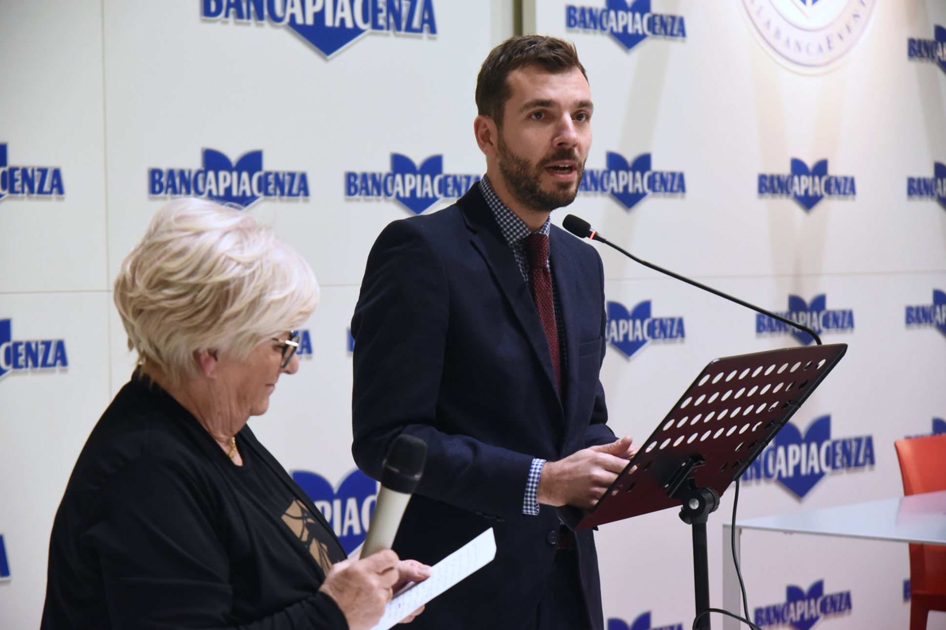 Il conservatore del Museo di Draguignan Yohan Rimaud