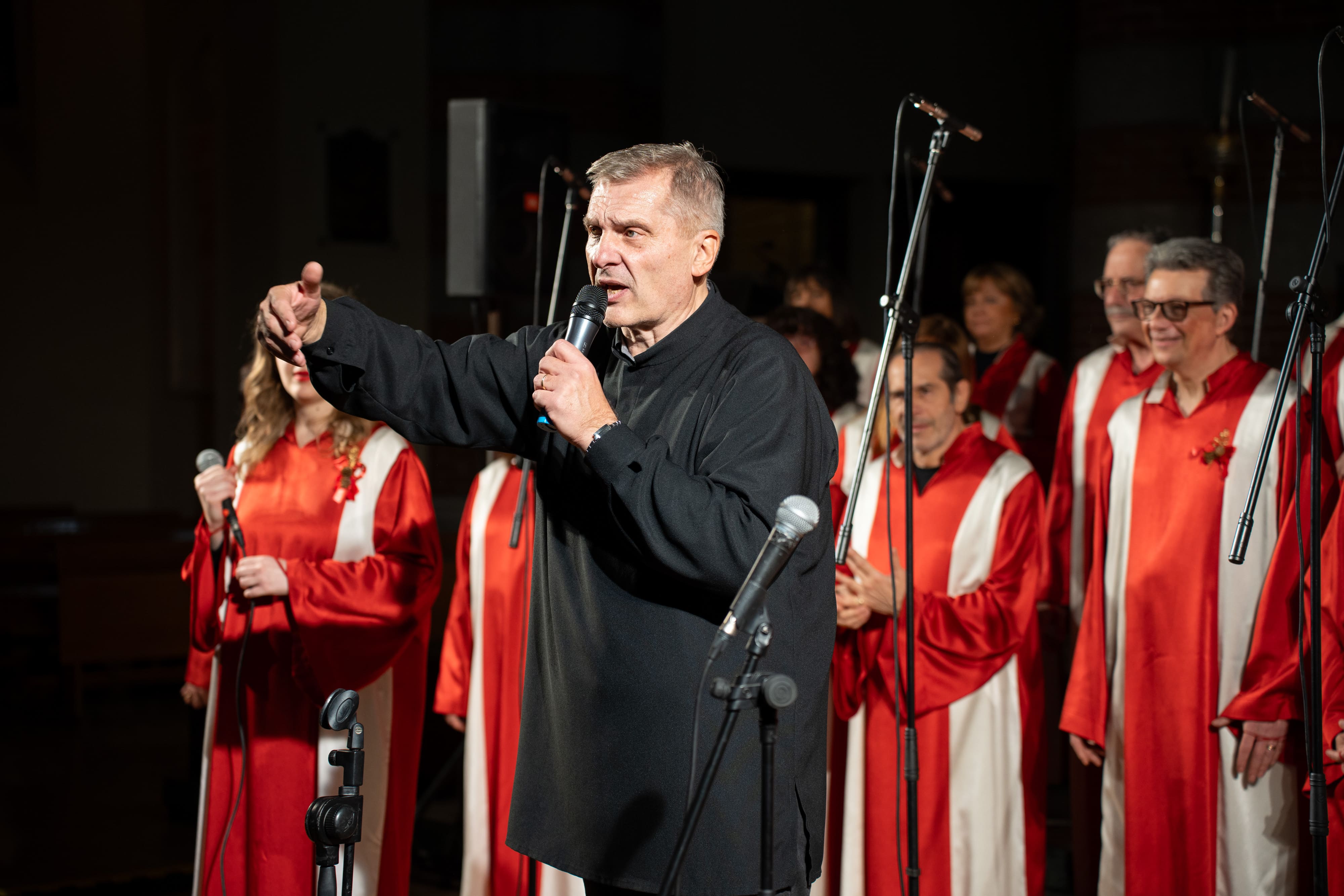 Il direttore del Bruco Gospel Choir Piero Basilico