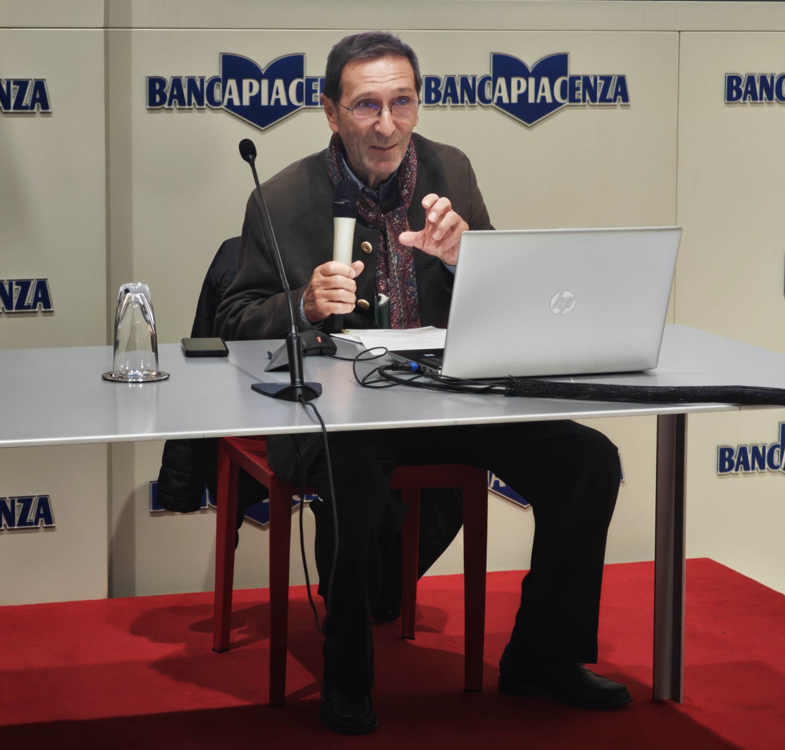 Il poeta dialettale Ernesto Colombani