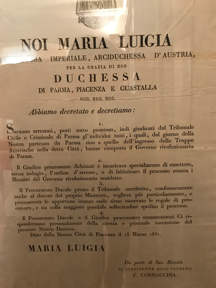 UNA RACCOLTA DI PREZIOSI MANIFESTI