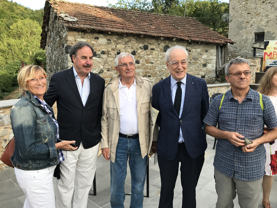 PREMIATA LA BANCA A CERIGNALE