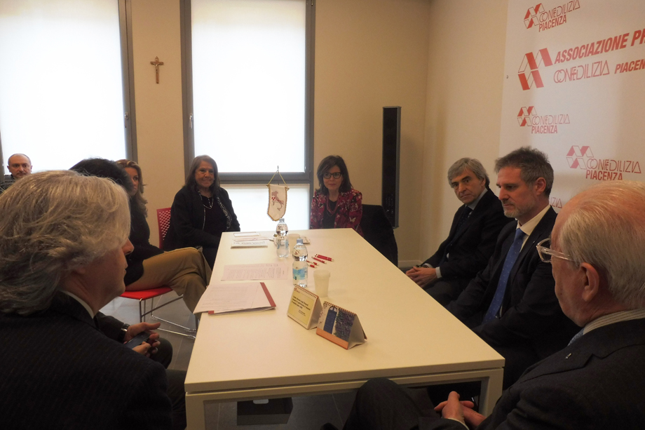 ACCORDO CONFEDILIZIA PER IL CABLAGGIO DELLA CITTà