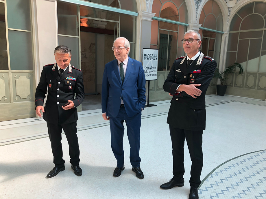 IL NUOVO COMANDANTE PROVINCIALE DEI CARABINIERI IN VISITA ALLA BANCA