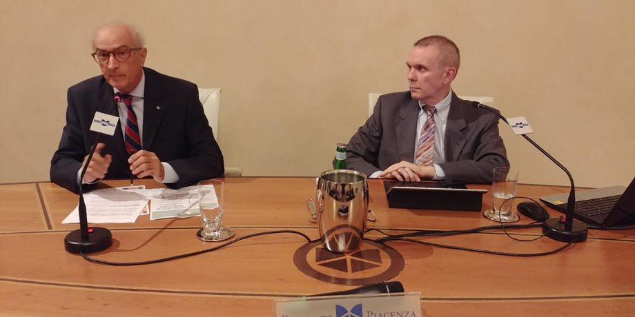 FU LA MUSICA A PORTARE LEONARDO A MONTICELLI?