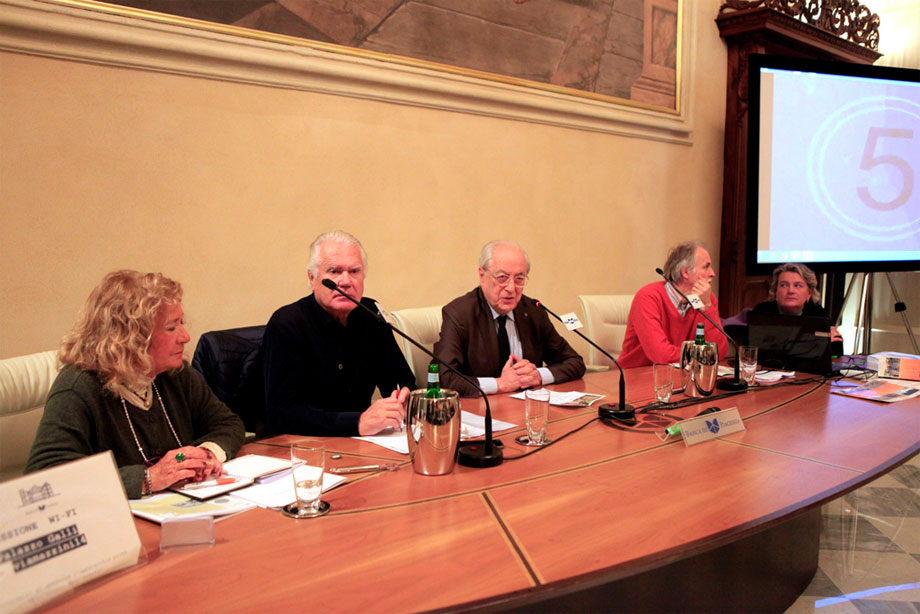 Il coraggio del lupo e l'affidabilità del pastore tedesco