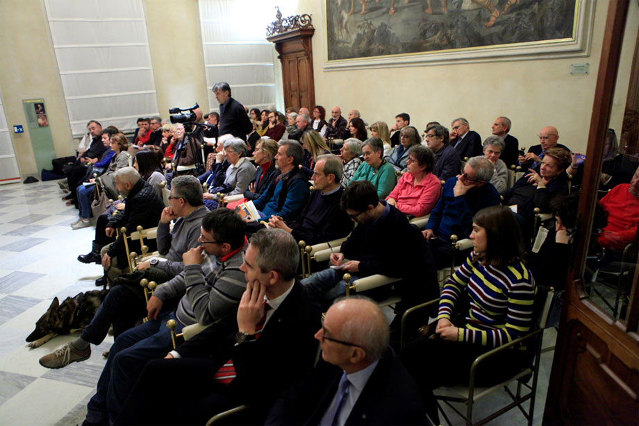 Il coraggio del lupo e l'affidabilità del pastore tedesco