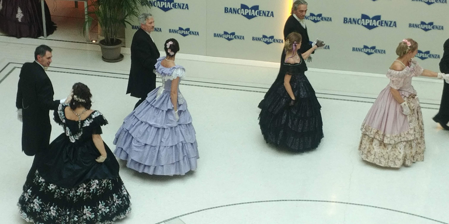 Nella domenica degli Alpini, successo per le due iniziative culturali targate Banca di Piacenza e Ar