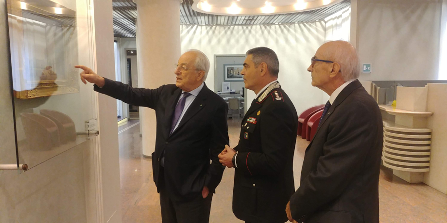 Il nuovo comandante dei Carabinieri in visita alla Banca di Piacenza