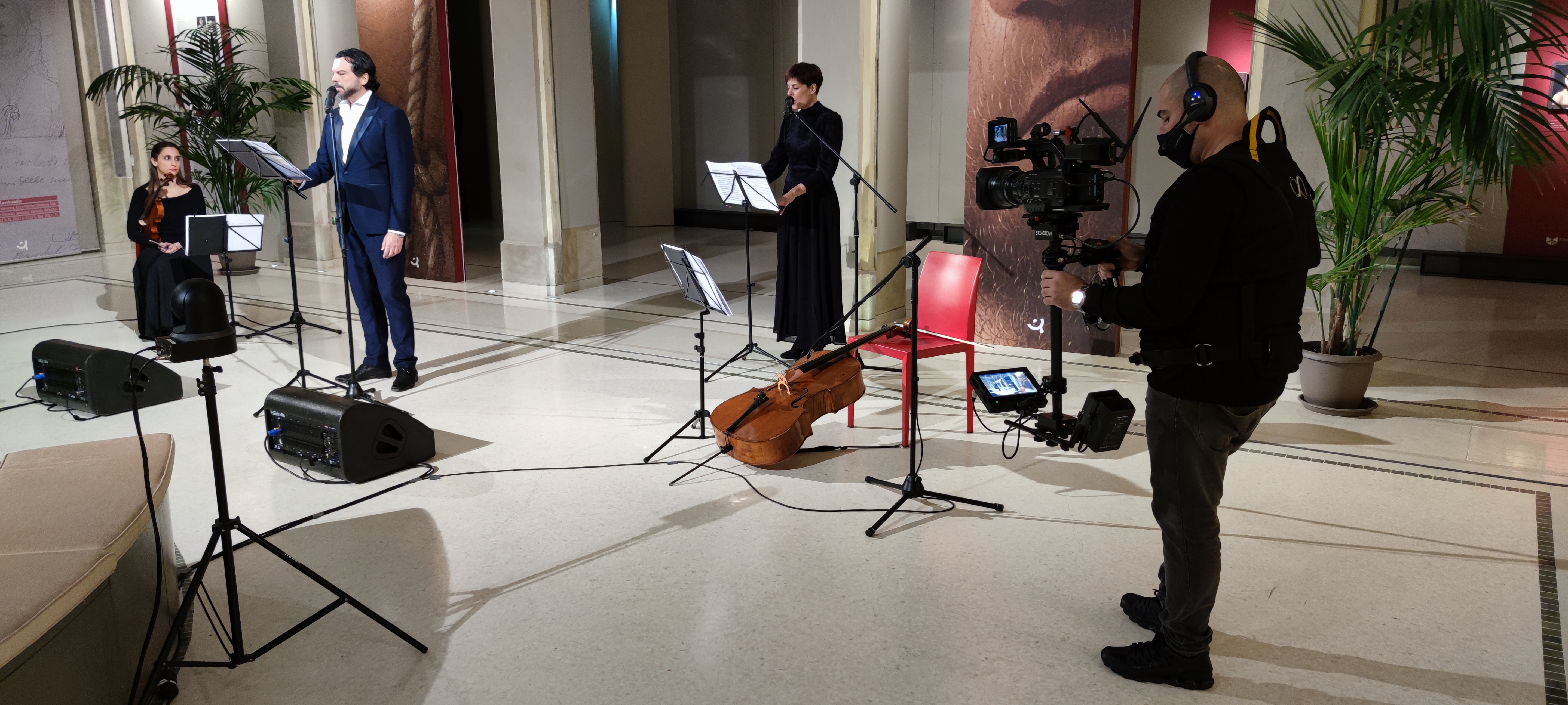 reading di Mino Manni con Alessia Rosini ed Elena Castagnola