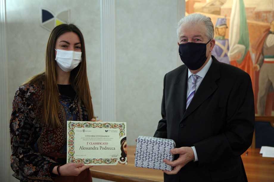 Alessandra-Podrecca-premiata-da-Giorgio-Braghieri
