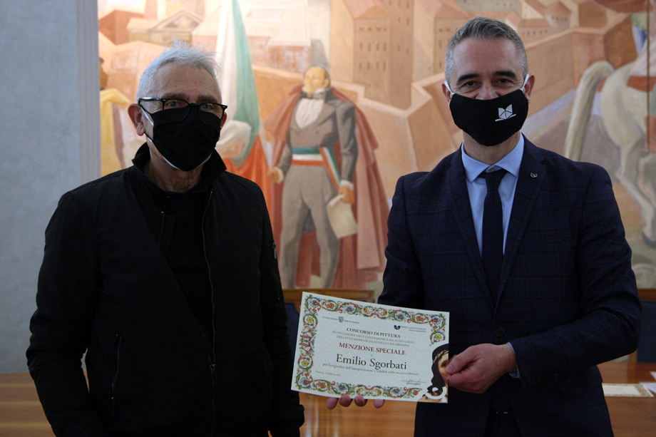 Emilio-Sgorbati-premiato-da-Pietro-Boselli