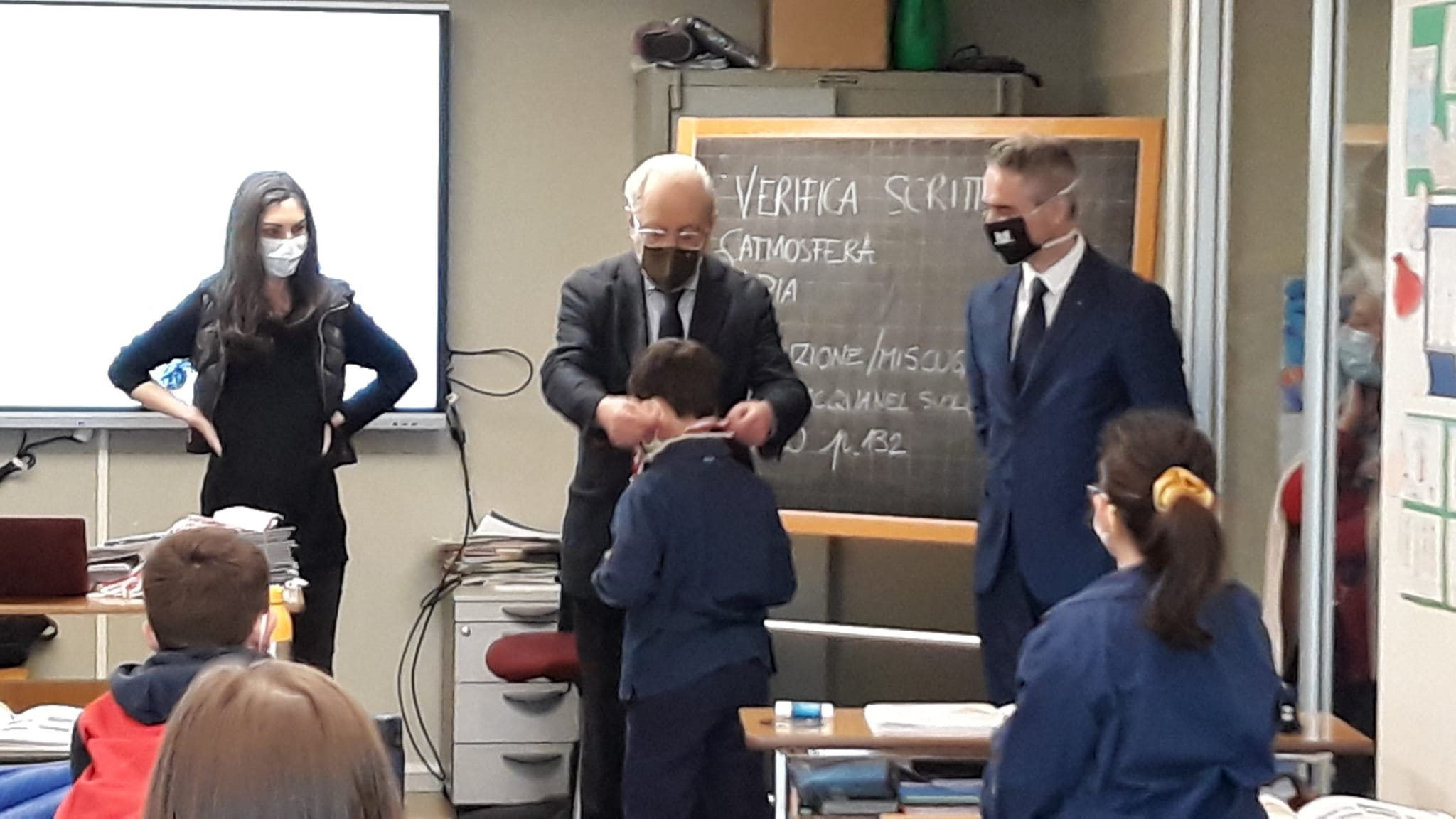 GLI ALUNNI DELLA SCUOLA ELEMENTARE SANT'ORSOLA