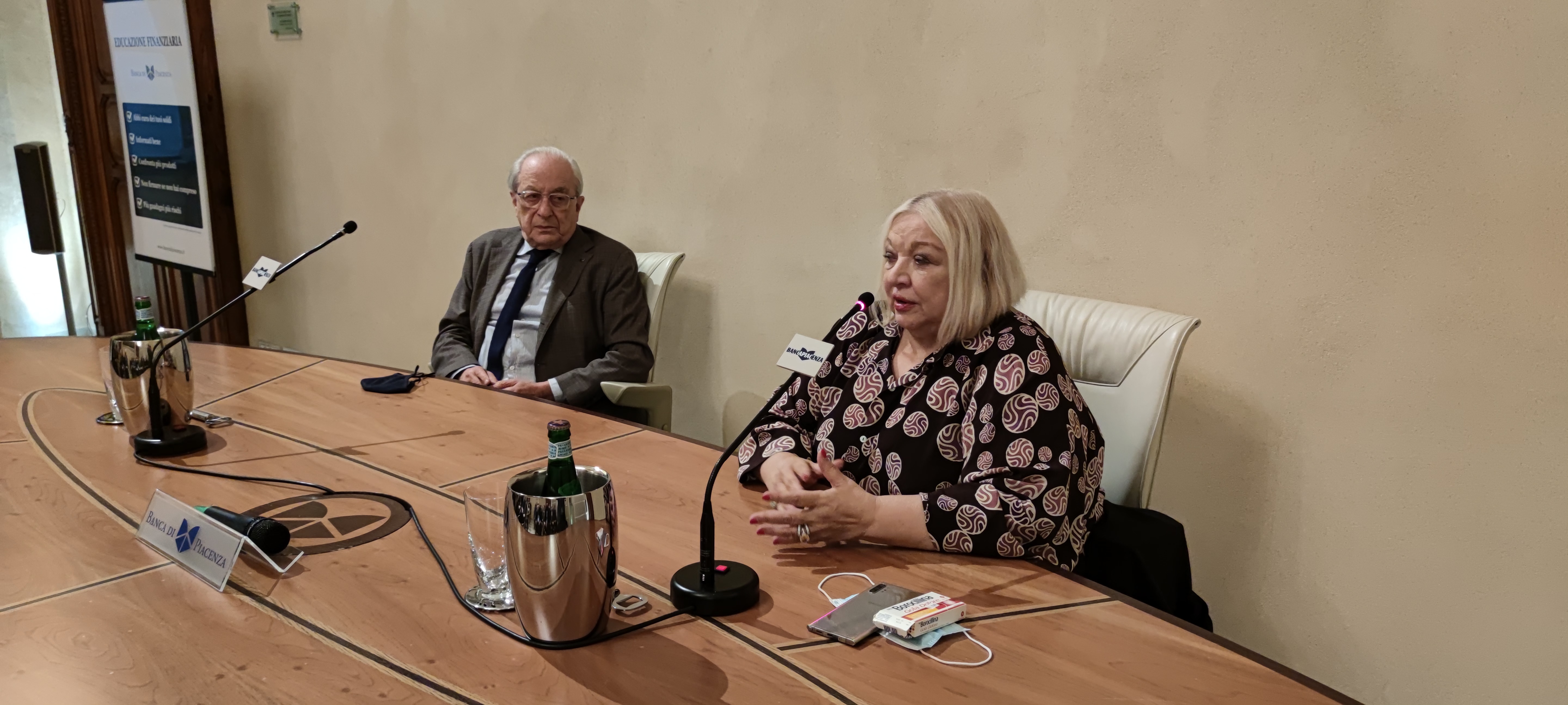 DA MARIA ROSA A FRANCESCO, IL VIRUS CINESE RACCONTATO DAI DANNATI DEL COVID