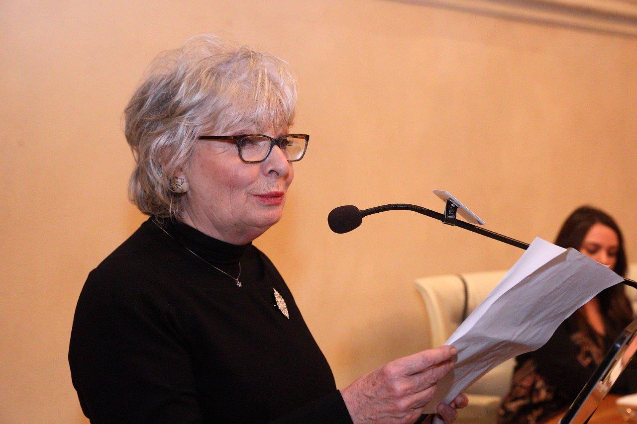 SGARBI: «UNA MOSTRA CHE CI FA CAMMINARE CON NOSTALGIA IN UNA CITTA' CHE IN PARTE NON C'E' PIU'»