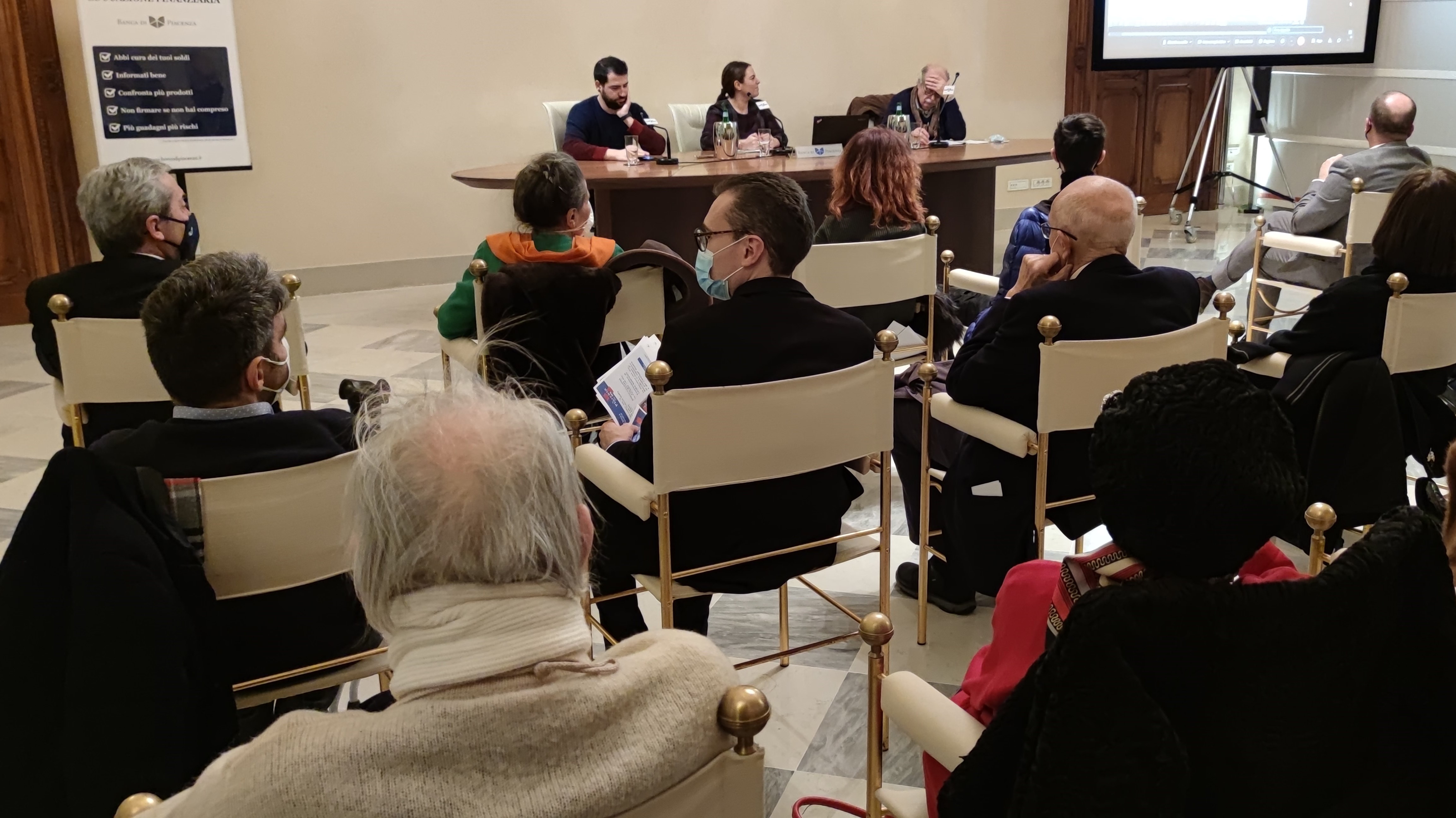 ABITUDINI E RAPPORTI SOCIALI CHE CAMBIANO RACCONTATI DALL'EVOLUZIONE DEI NEGOZI