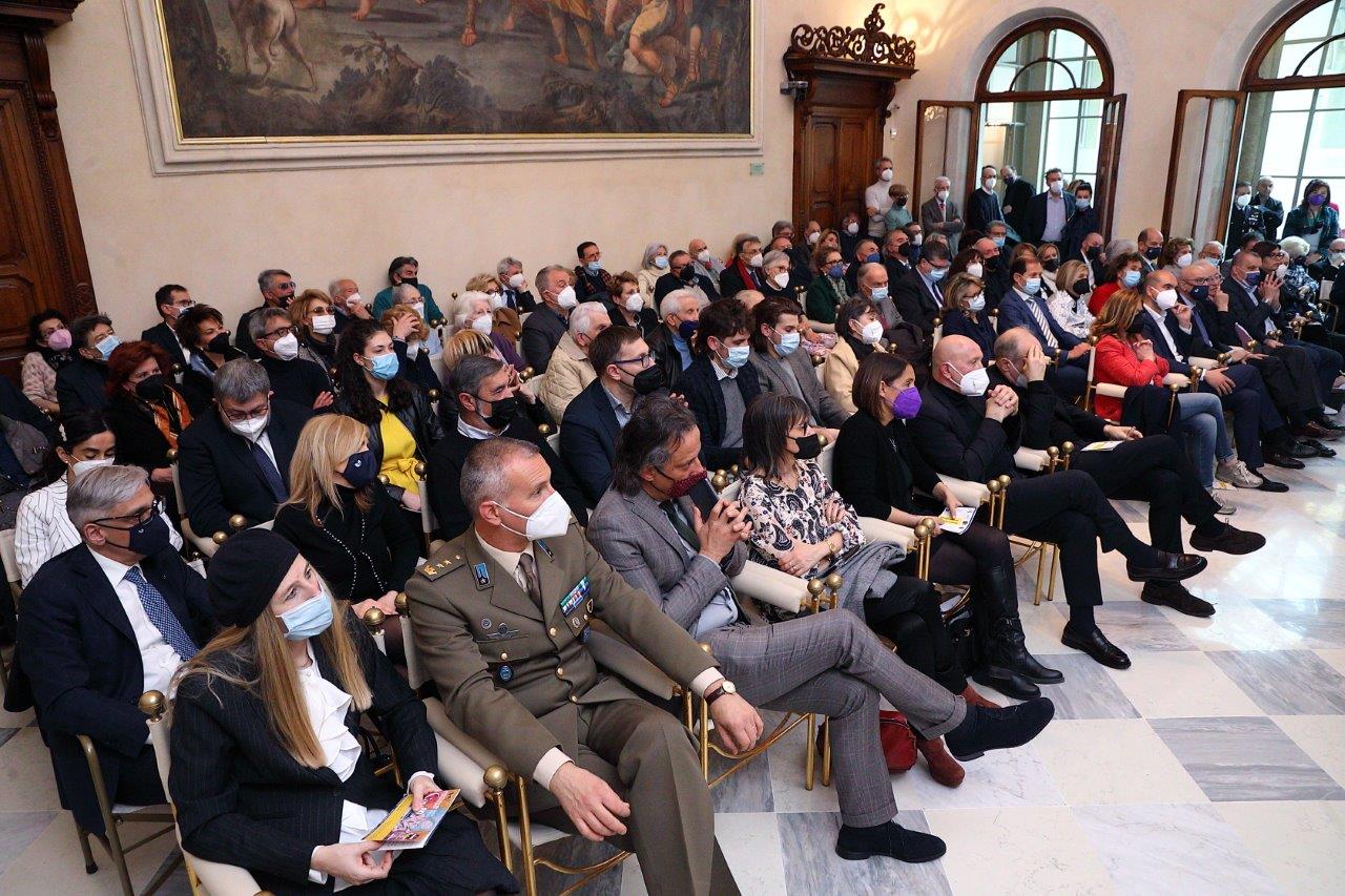 SGARBI: «I SOGNI DI CINELLO CI ALLEGGERISCONO LA VITA»