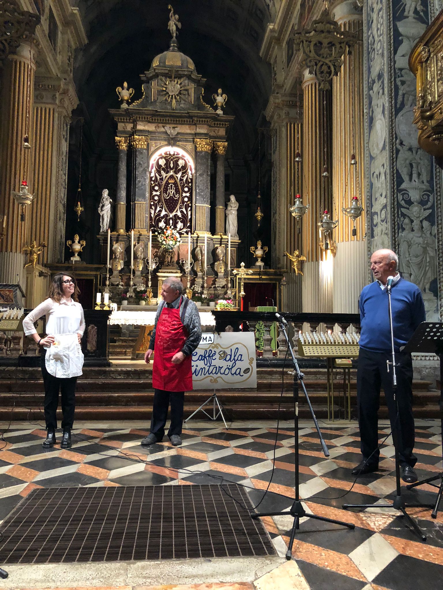 DA ROMEO E GIULIETTA A VIA COL VENTO RECITATI IN VERNACOLO PER LA CHIUSURA DELL'OTTOBRE FRANCESCANO