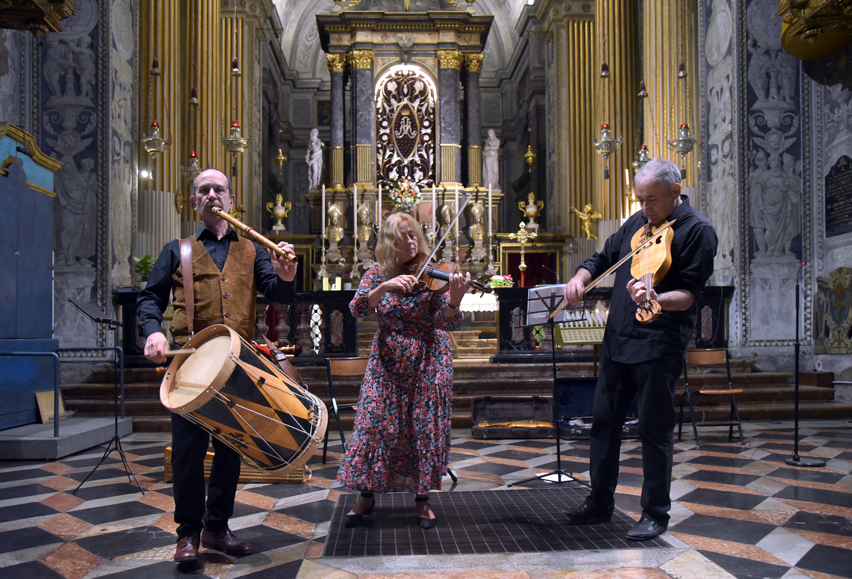 SUGGESTIVE ATMOSFERE RINASCIMENTALI IN S. MARIA DI CAMPAGNA SUCCESSO DEL CONCERTO CON GLI STRUMENTI