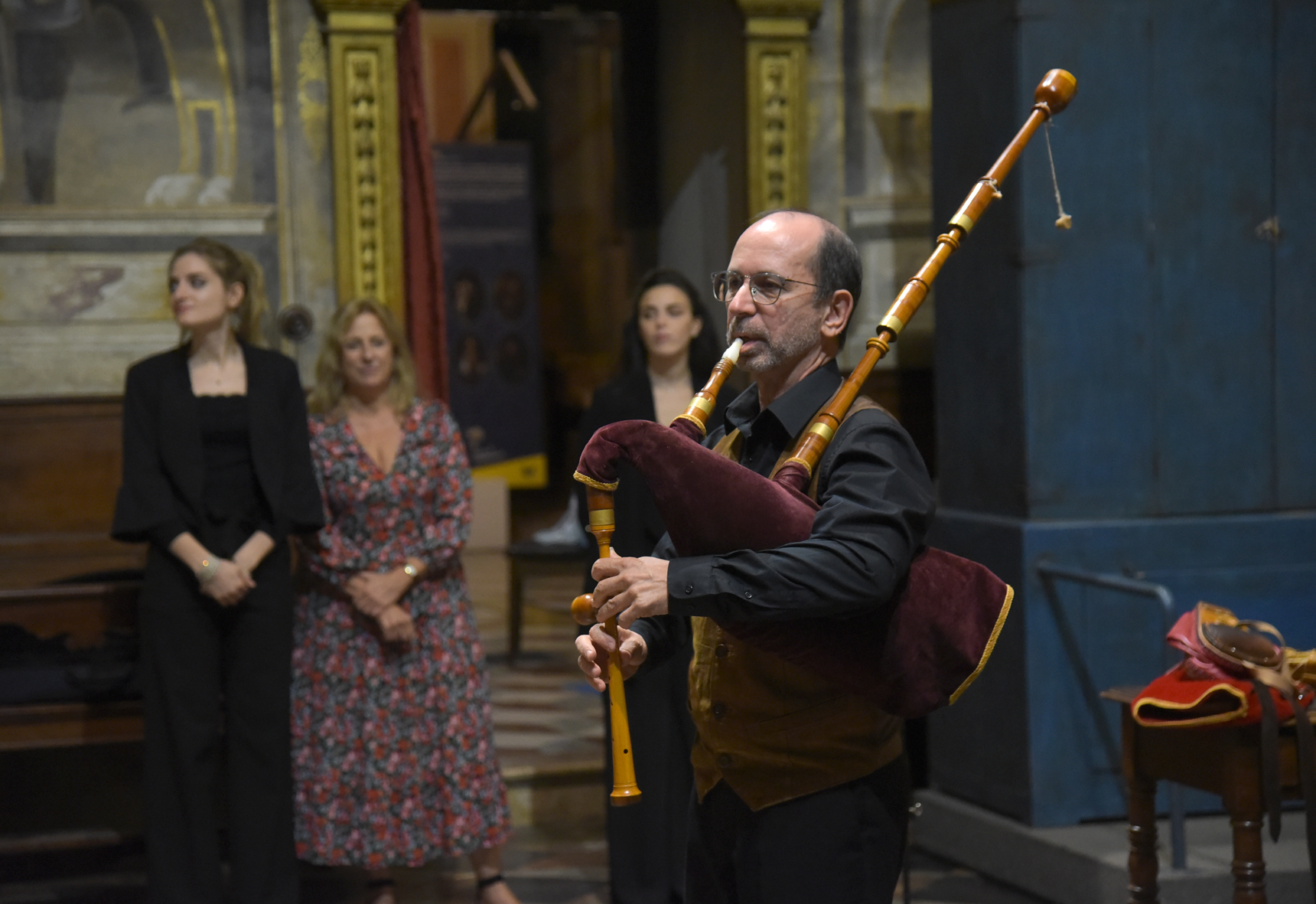SUGGESTIVE ATMOSFERE RINASCIMENTALI IN S. MARIA DI CAMPAGNA SUCCESSO DEL CONCERTO CON GLI STRUMENTI