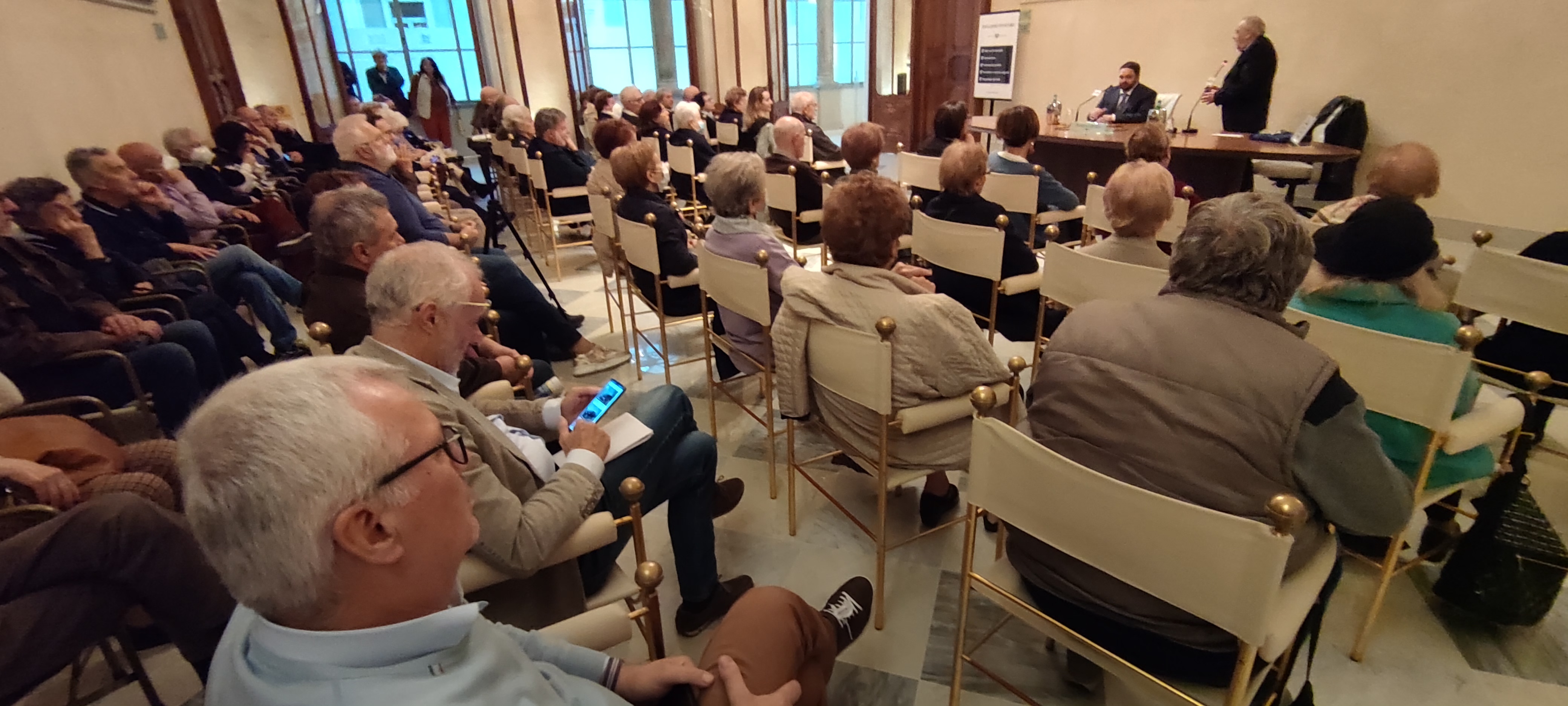 «LE CROCIATE IN TERRASANTA: INIZIALMENTE UNA DIFESA DELLA CRISTIANITÀ CONTRO L'ESPANSIONISMO DELL'IS