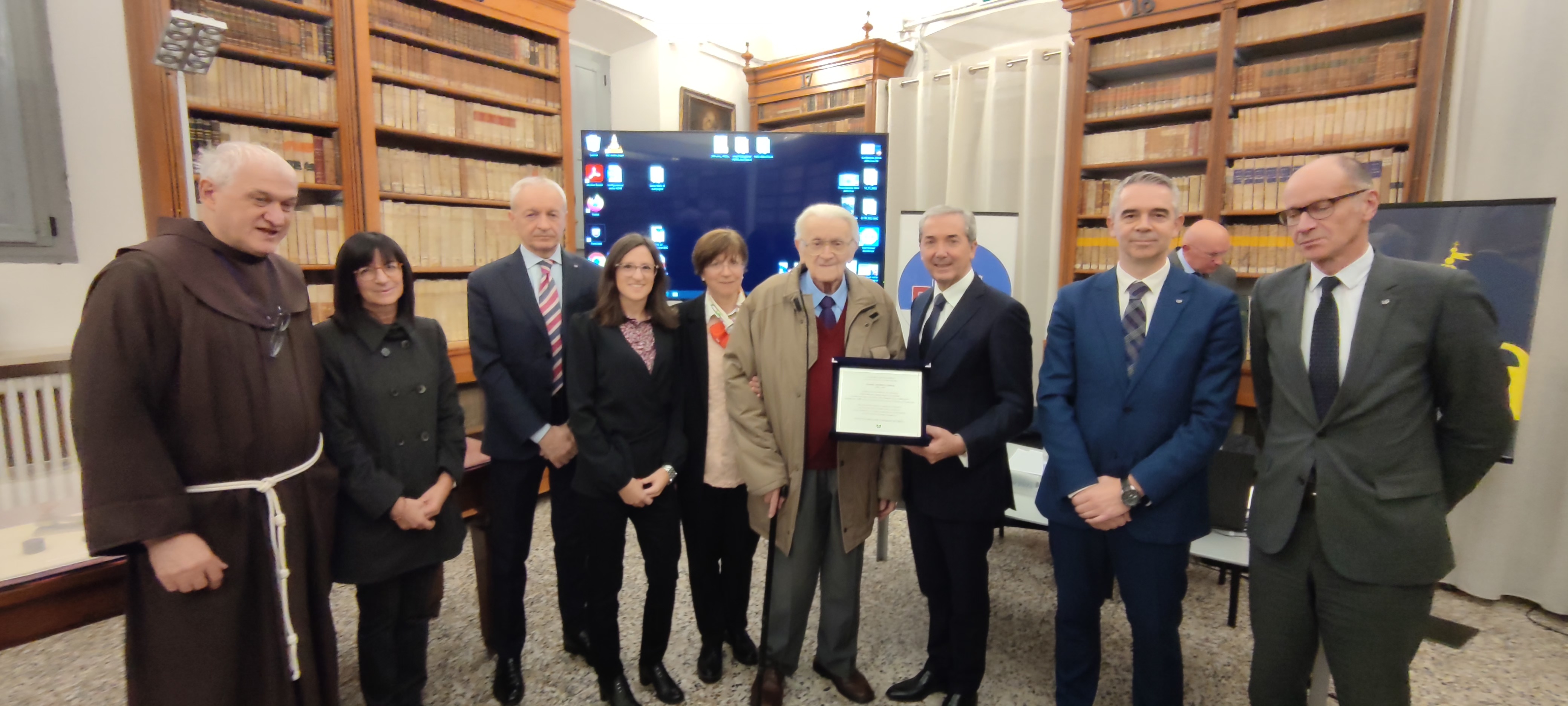 «PADRE CORNA AMAVA PIACENZA E S. MARIA DI CAMPAGNA CHIESA CHE STUDIÒ CON GRANDE INTELLIGENZA E IMPEG