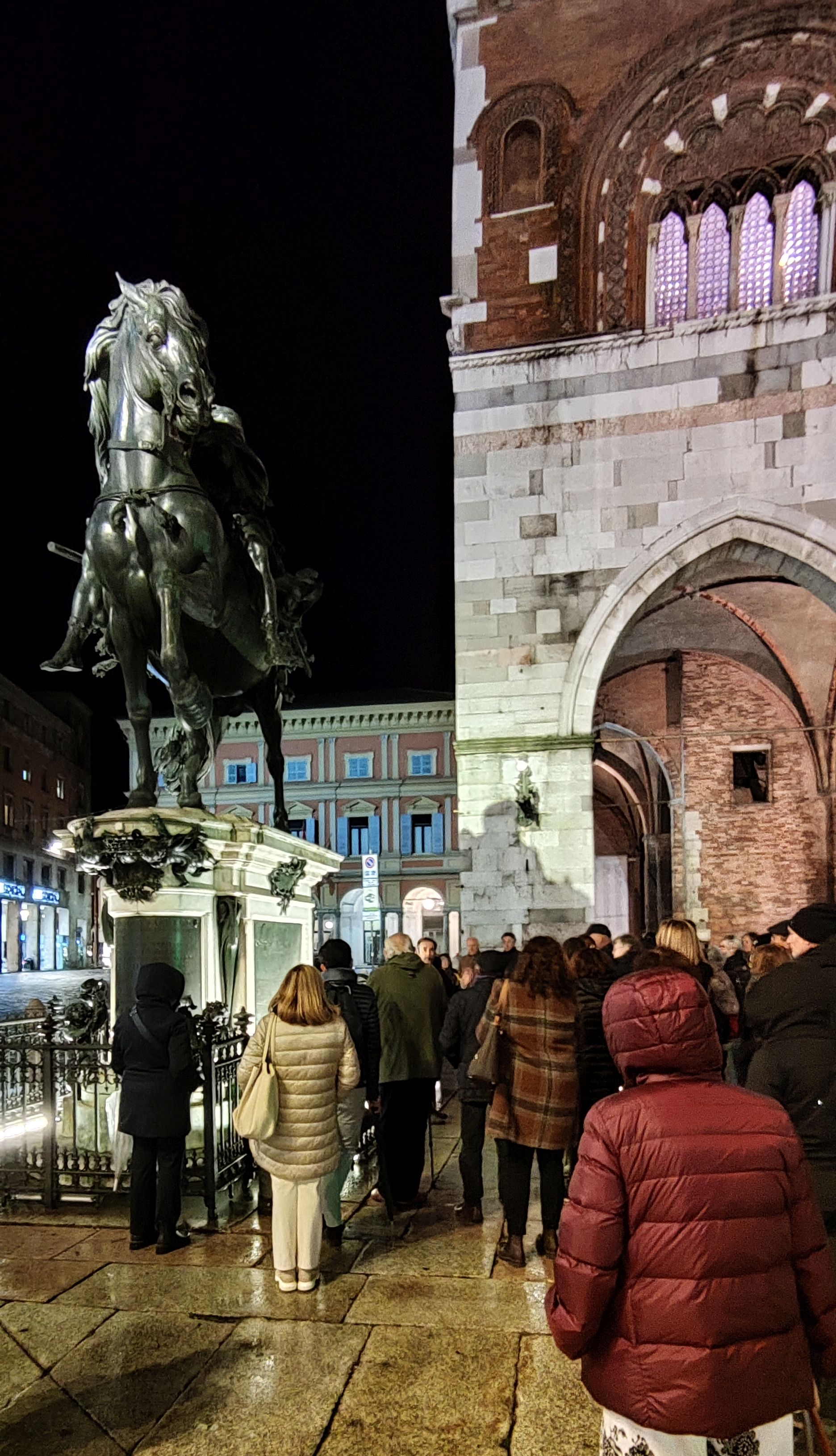 CON I CAVALLI DEL MOCHI LA NOSTRA CITTÀ TENTÒ DI RICONQUISTARE LA FIDUCIA DEI FARNESE