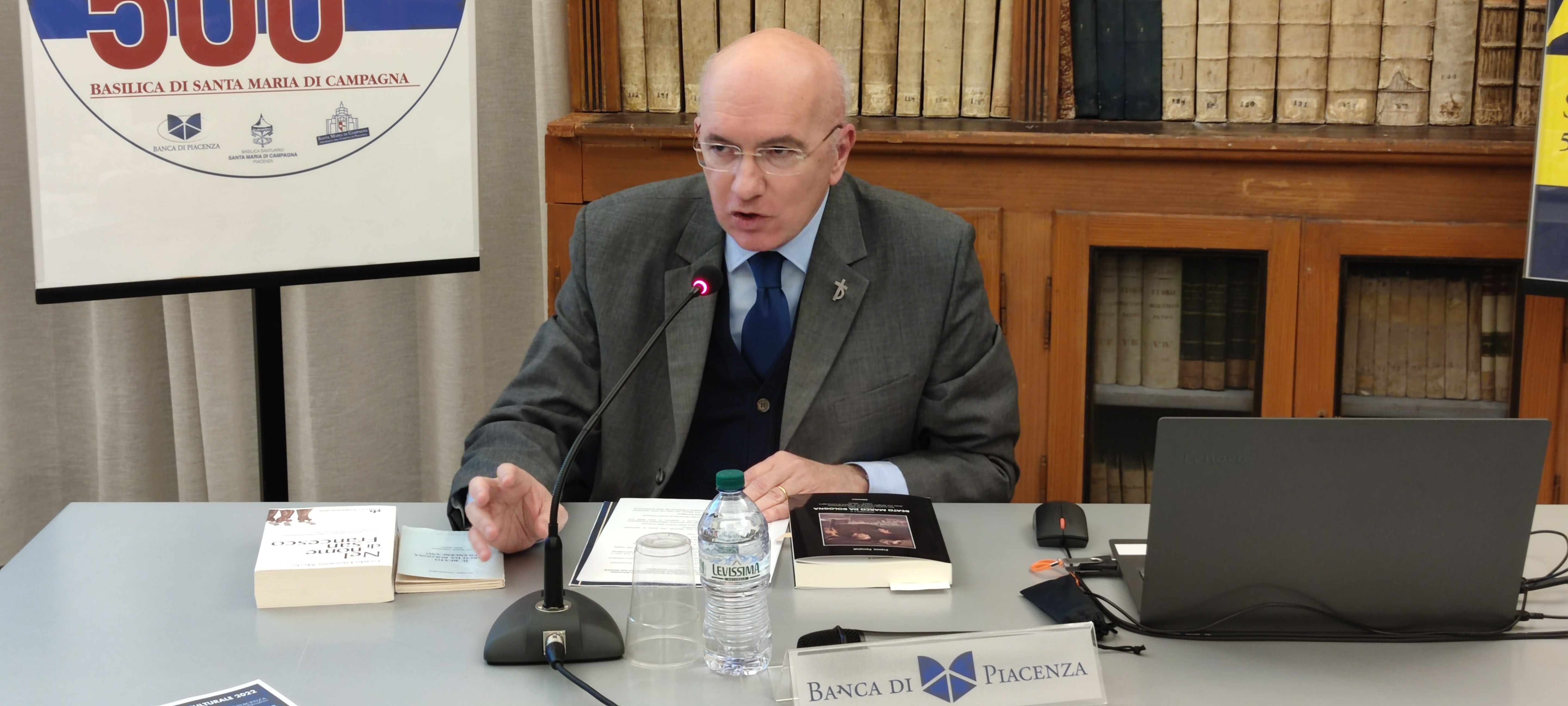 DA QUATTRO SECOLI RIPOSANO IN SANTA MARIA DI CAMPAGNA LE SPOGLIE DI UN FRANCESCANO CHE SALVÒ L'ORDIN