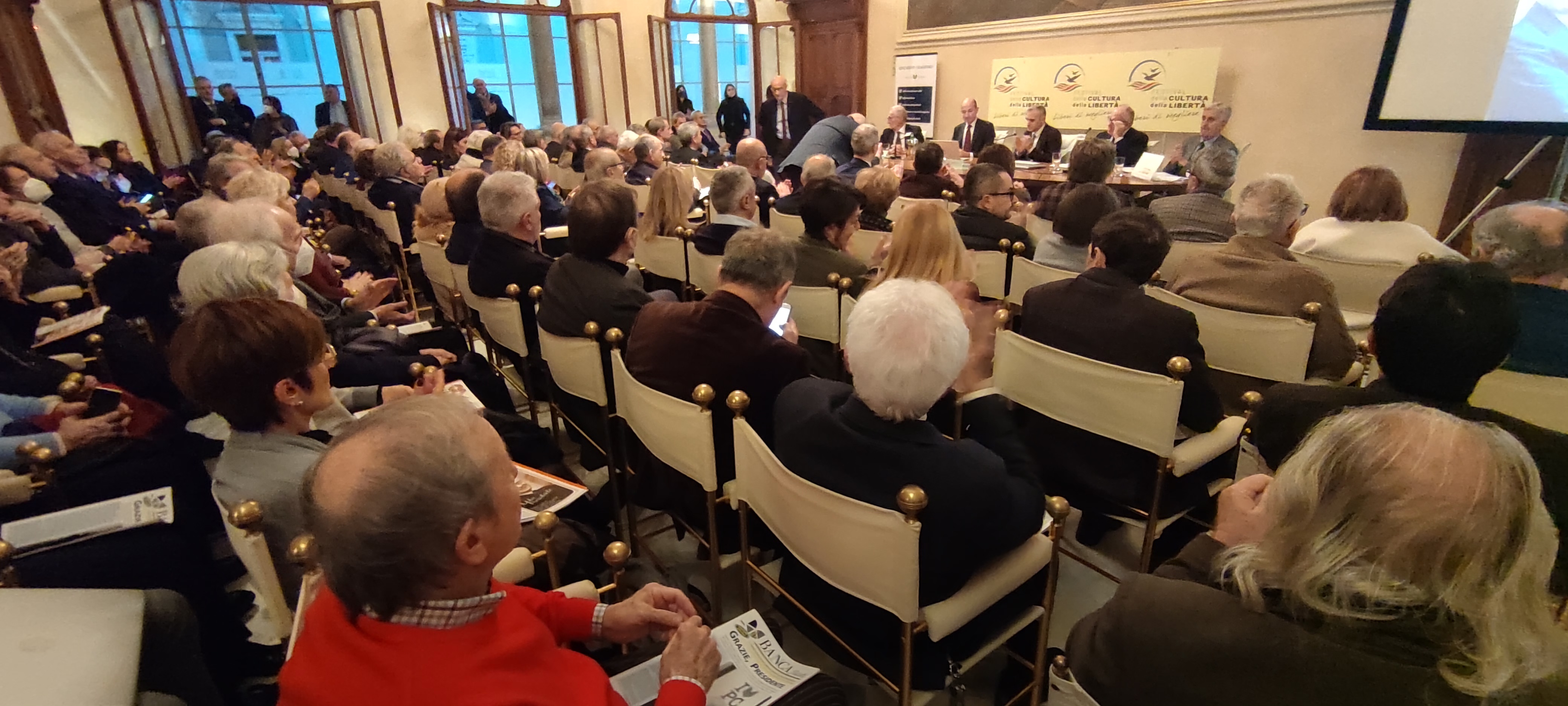 «UN GRANDISSIMO MAESTRO PER TUTTI, CON L'INNATA CAPACITÀ DI GUARDARE AVANTI E LA GENEROSITÀ DI SPEND