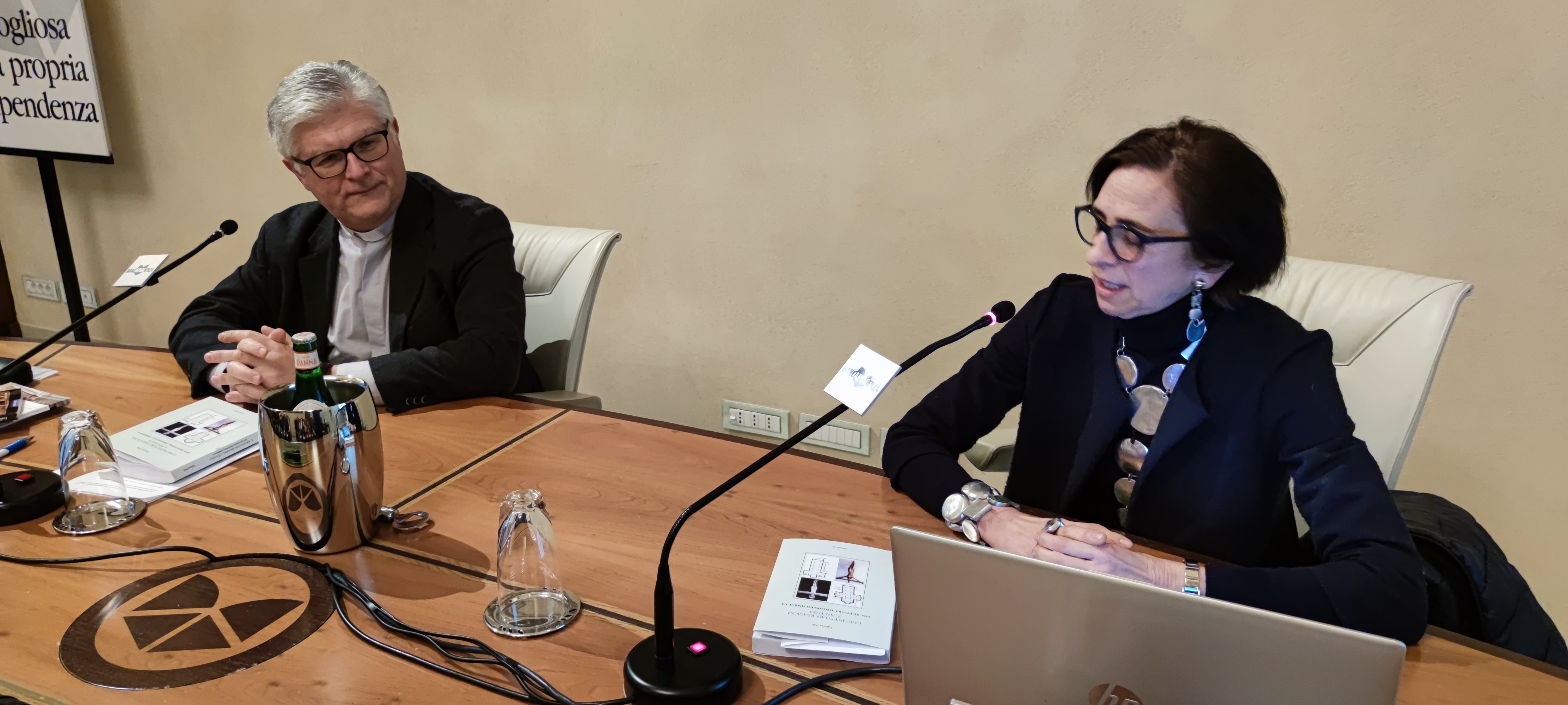 IL RUOLO PREPONDERANTE DELLA RELIGIONE PER COMPRENDERE L'EVOLUZIONE DELL'ARCHITETTURA