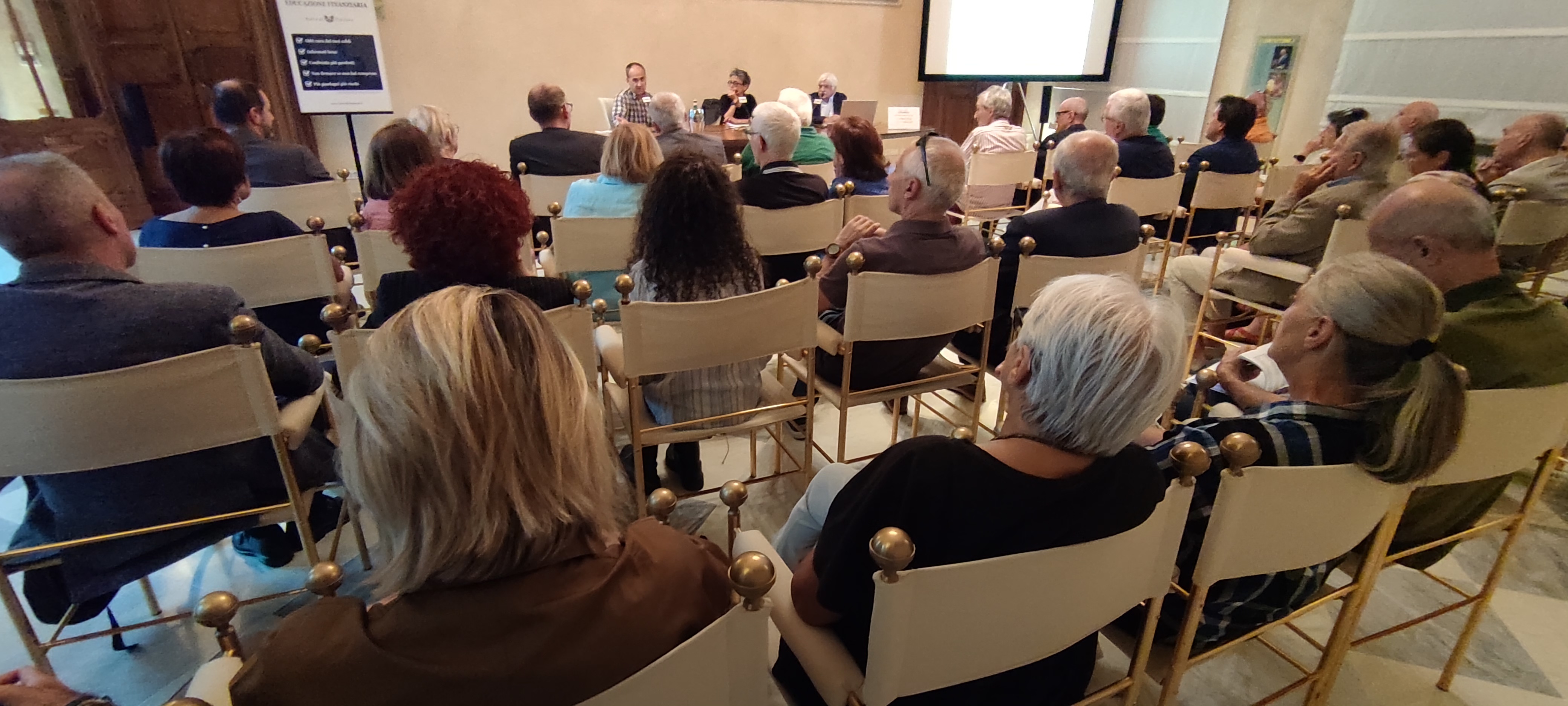 RIDARE IDENTITÀ AD ANTICHI BORGHI OGGI DIMENTICATI ATTRAVERSO IL RACCONTO DELLE STORIE DI UOMINI SEN