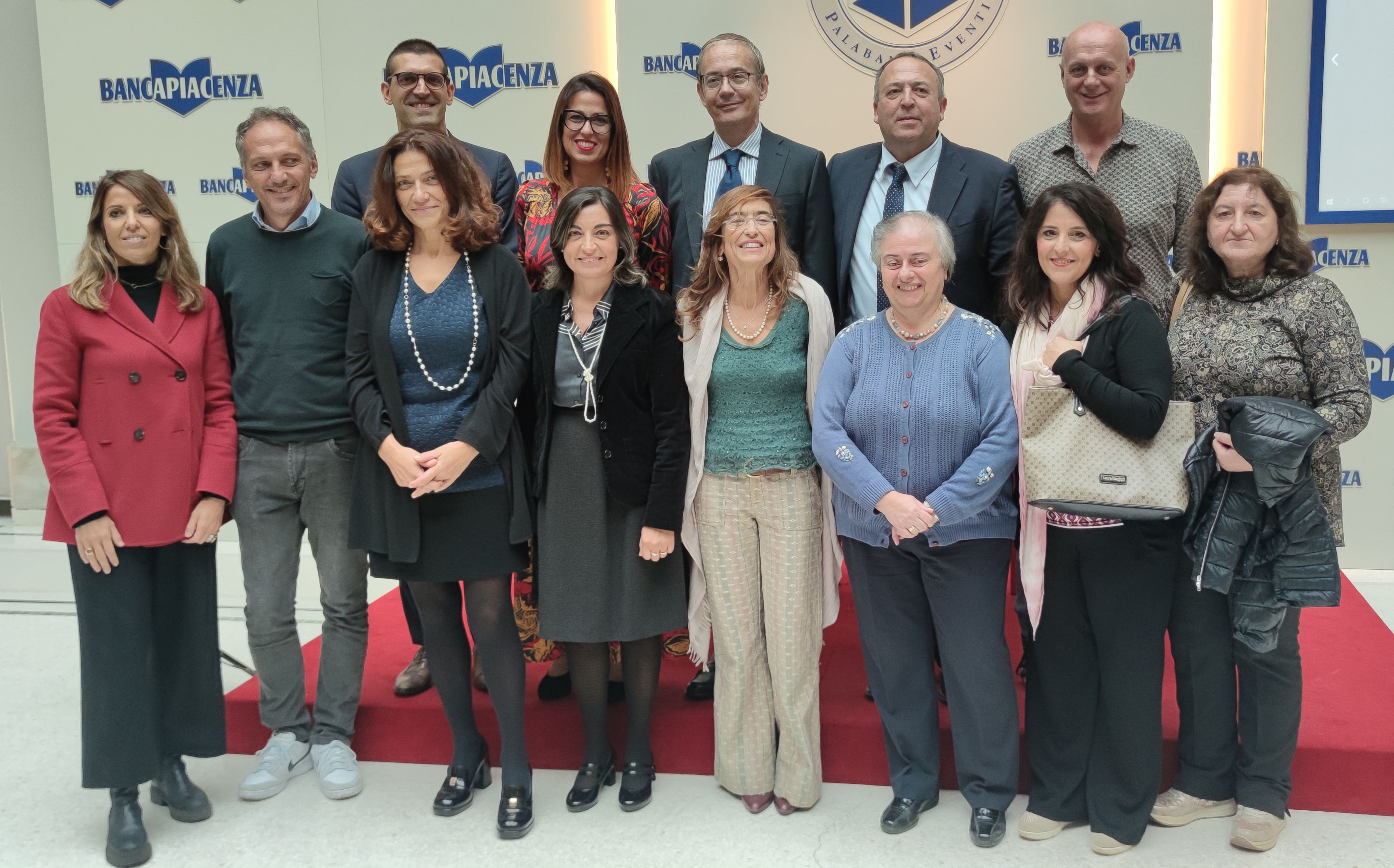 EDUCAZIONE FINANZIARIA A 5 SCUOLE PIACENTINE LE BORSE DI STUDIO MESSE IN PALIO DALLA BANCA