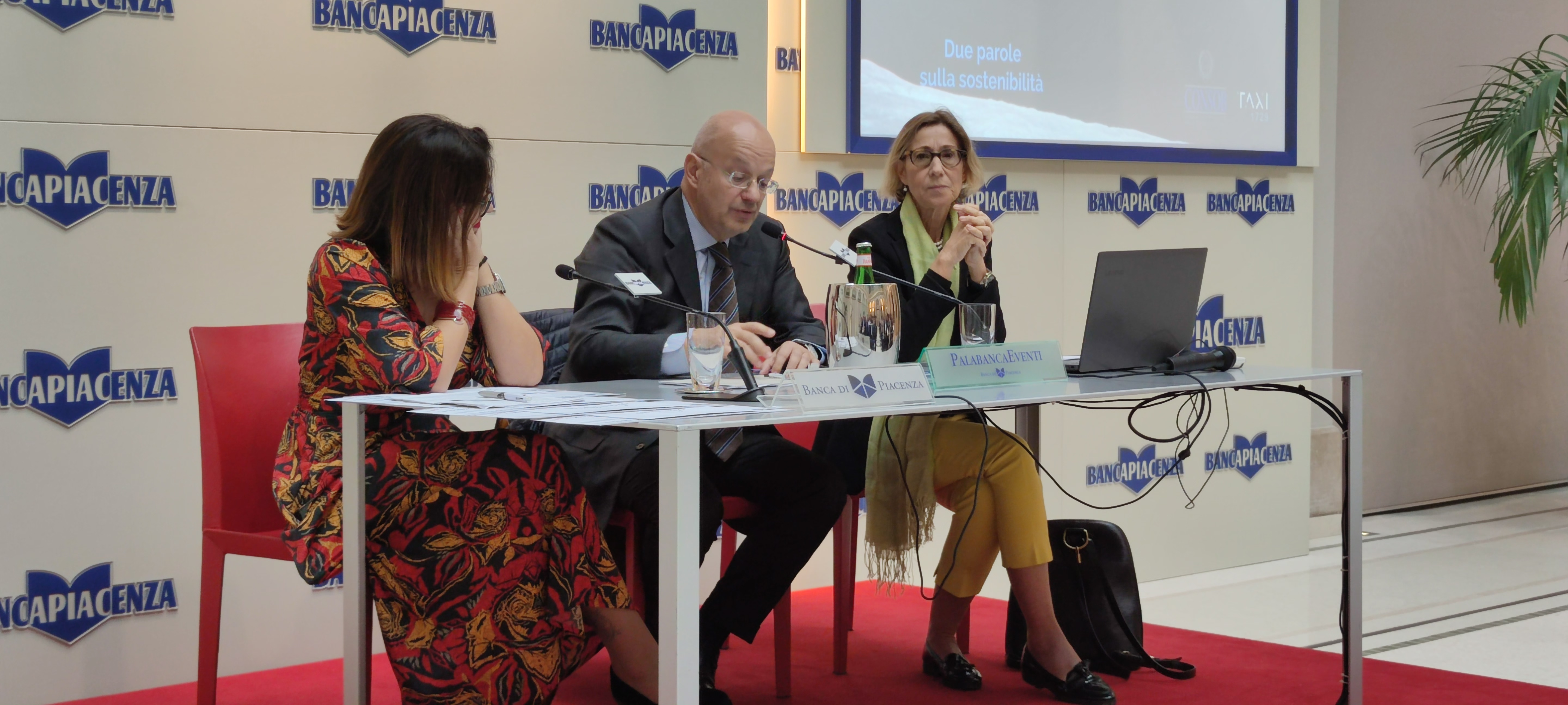 EDUCAZIONE FINANZIARIA A 5 SCUOLE PIACENTINE LE BORSE DI STUDIO MESSE IN PALIO DALLA BANCA