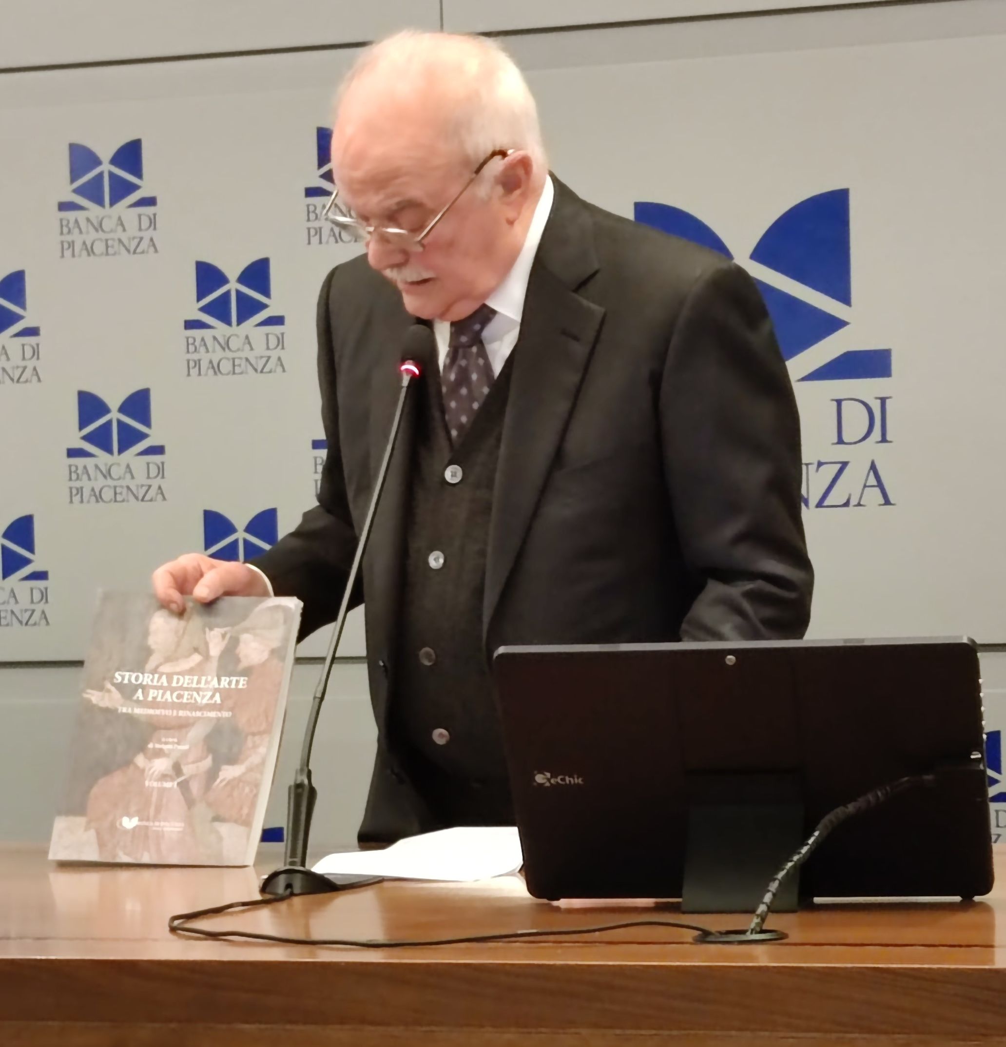 STORIA DELL'ARTE TRA MEDIOEVO E RINASCIMENTO NEL LIBRO STRENNA 2023 DELLA BANCA DI PIACENZA