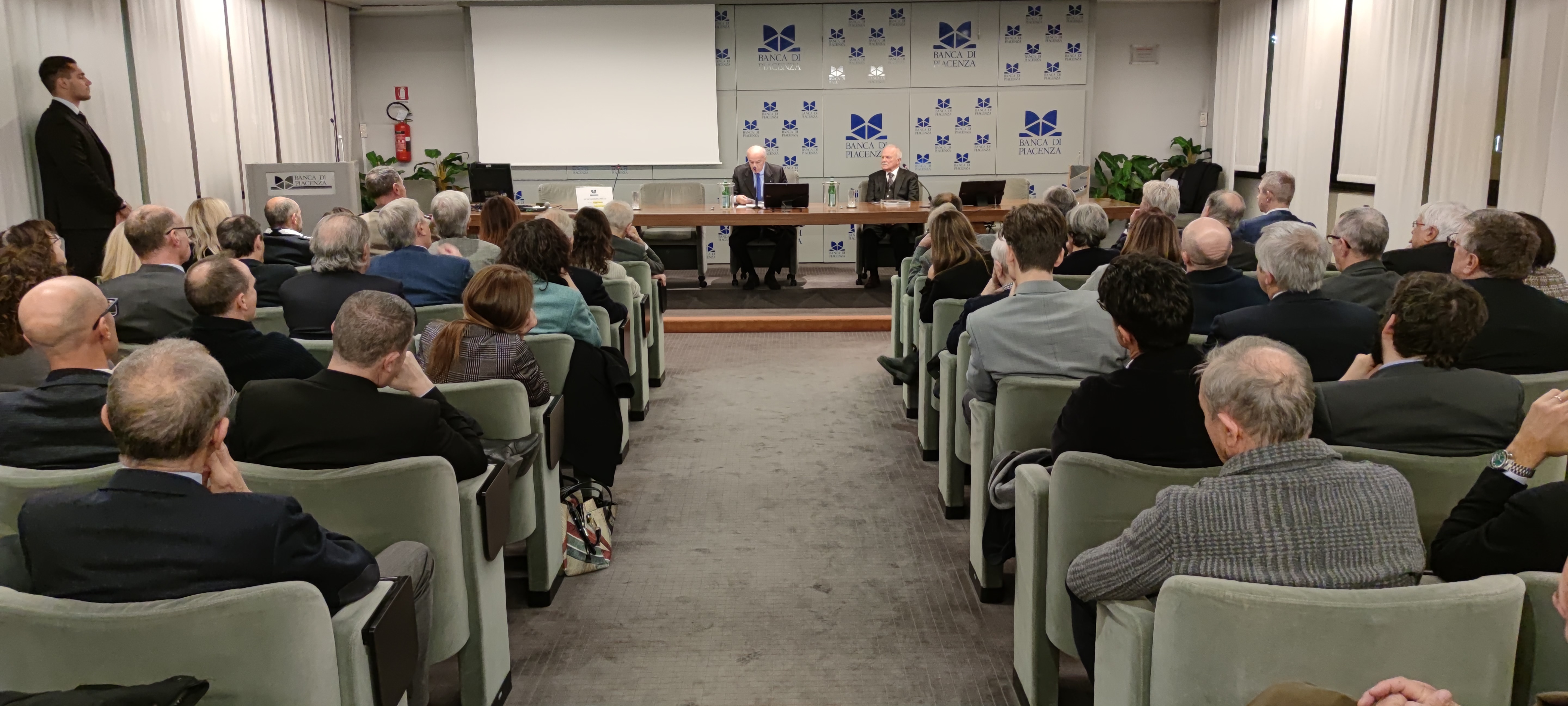 STORIA DELL'ARTE TRA MEDIOEVO E RINASCIMENTO NEL LIBRO STRENNA 2023 DELLA BANCA DI PIACENZA