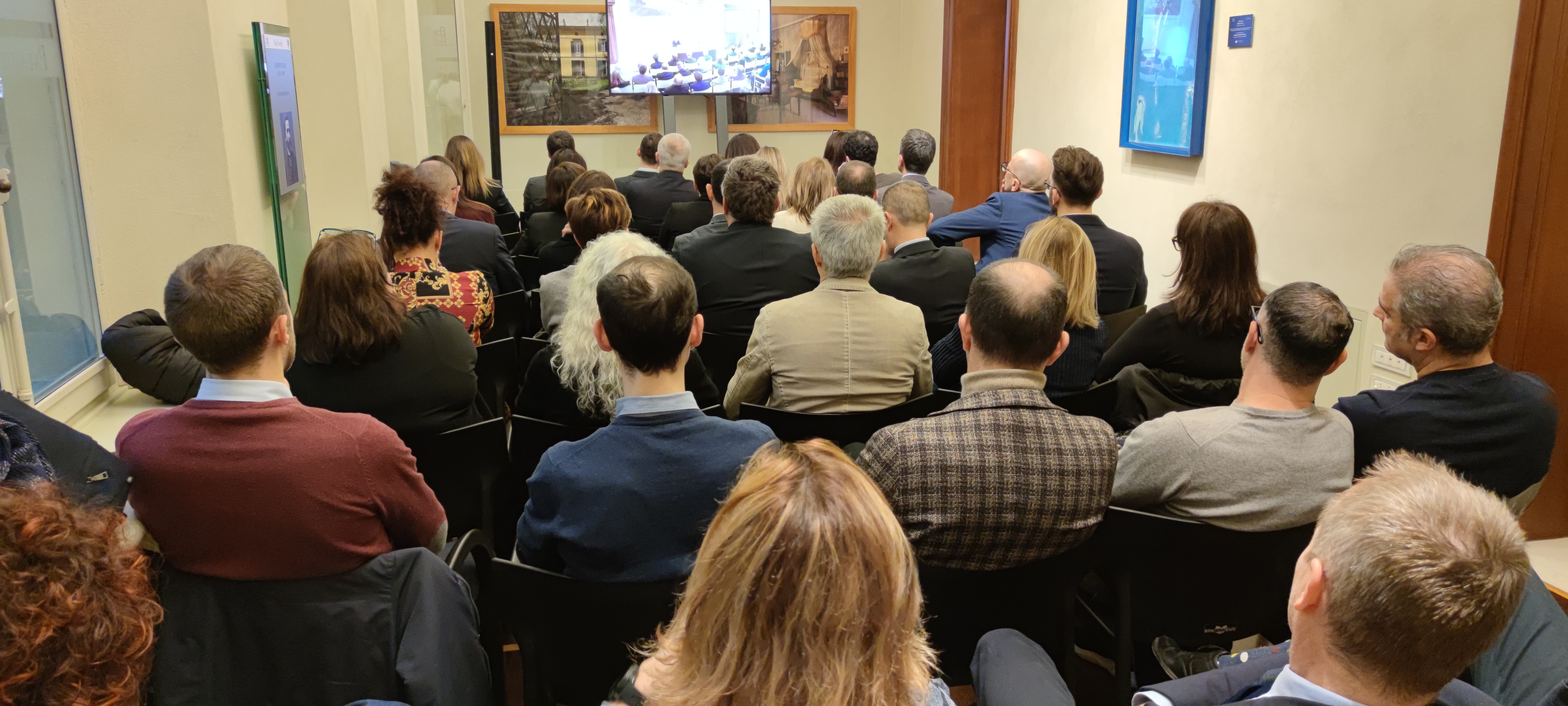 PALABANCAEVENTI GREMITO PER IL GURU DI PIAZZA AFFARI GIOVANNI TAMBURI: IMPRENDITORI ITALIANI BRAVI M