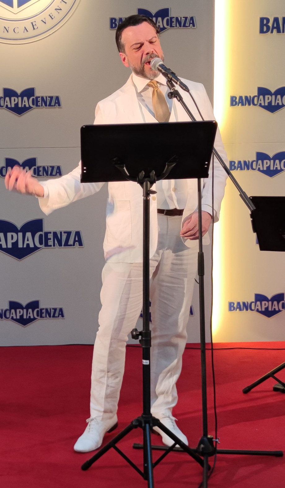 Mino Manni, autore e interprete del reading teatrale