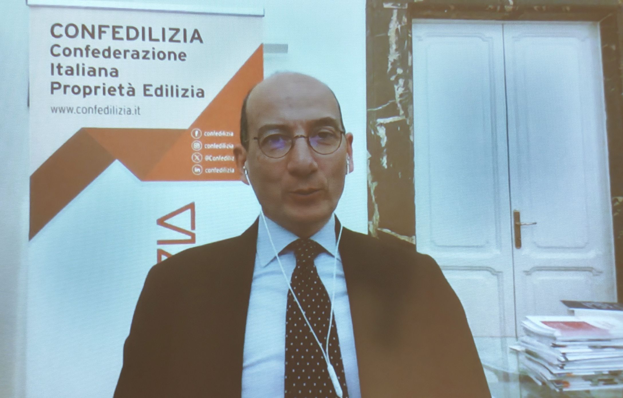 «MENO LEGGI, PIU' LIBERTA'» PRESENTATO AL PALABANCAEVENTI IL VOLUME DI BRUNO LEONI FREEDOM AND THE L